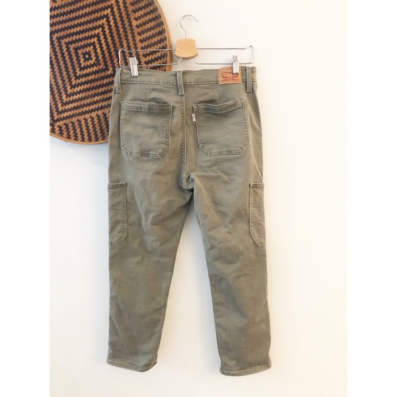 LEVI’s High Rise Utility Straight Crop | 31 green - Picture 8 of 9